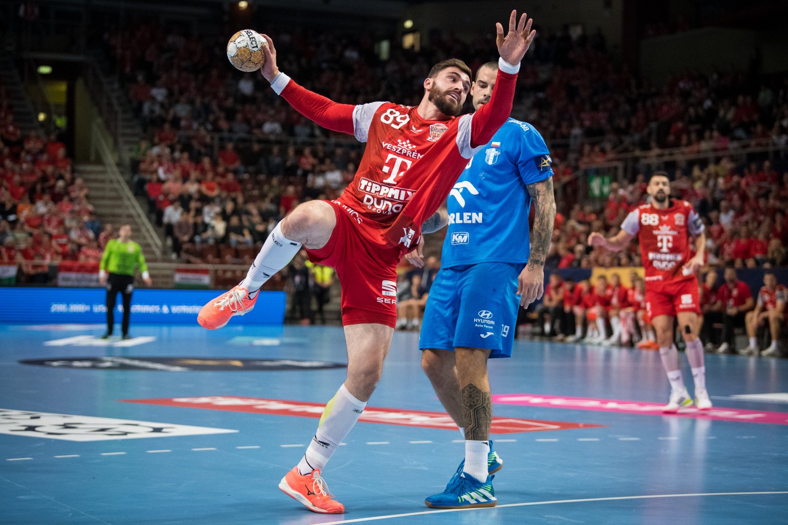 Veszprém Handball Club Telekom Veszprém Orlen Wisla Plock 28 21